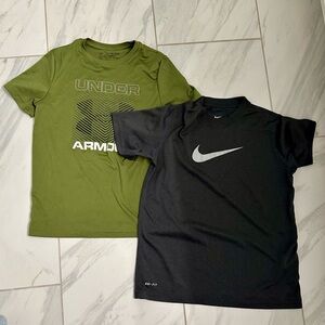 Under Armour Small Green Kids T-Shirt & Nike Small Dark Gray Kids T-Shirt
